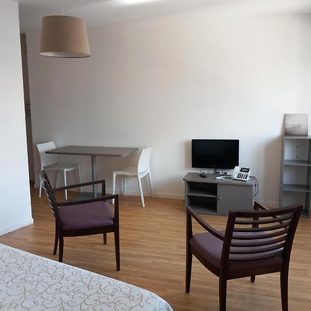 Residence Services Seniors Espace Et Vie لو مان المظهر الخارجي الصورة